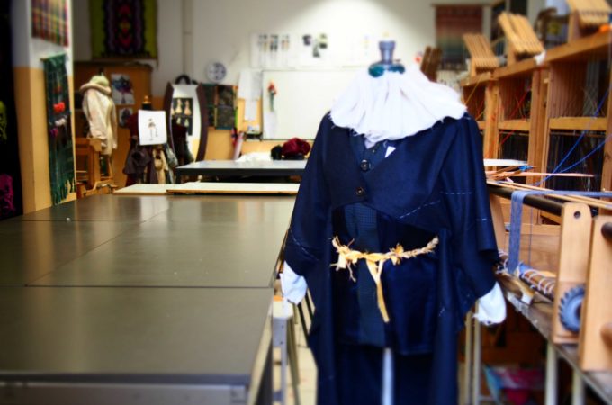 16 Costume in lavorazione