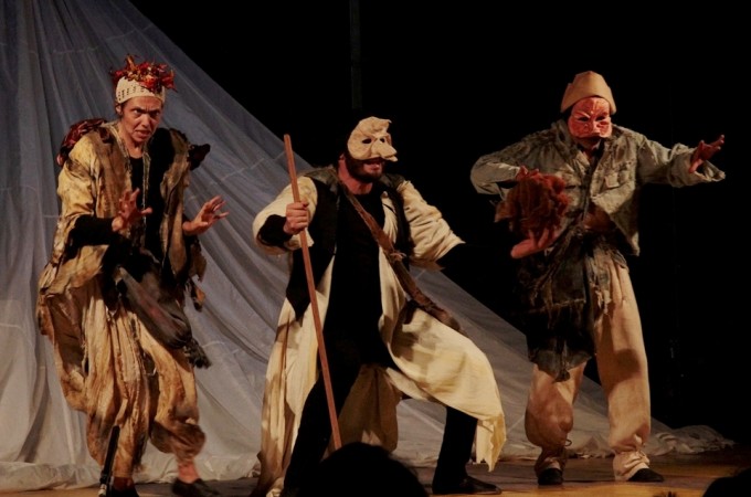 Arlecchino, Dama e Capitano Cieco